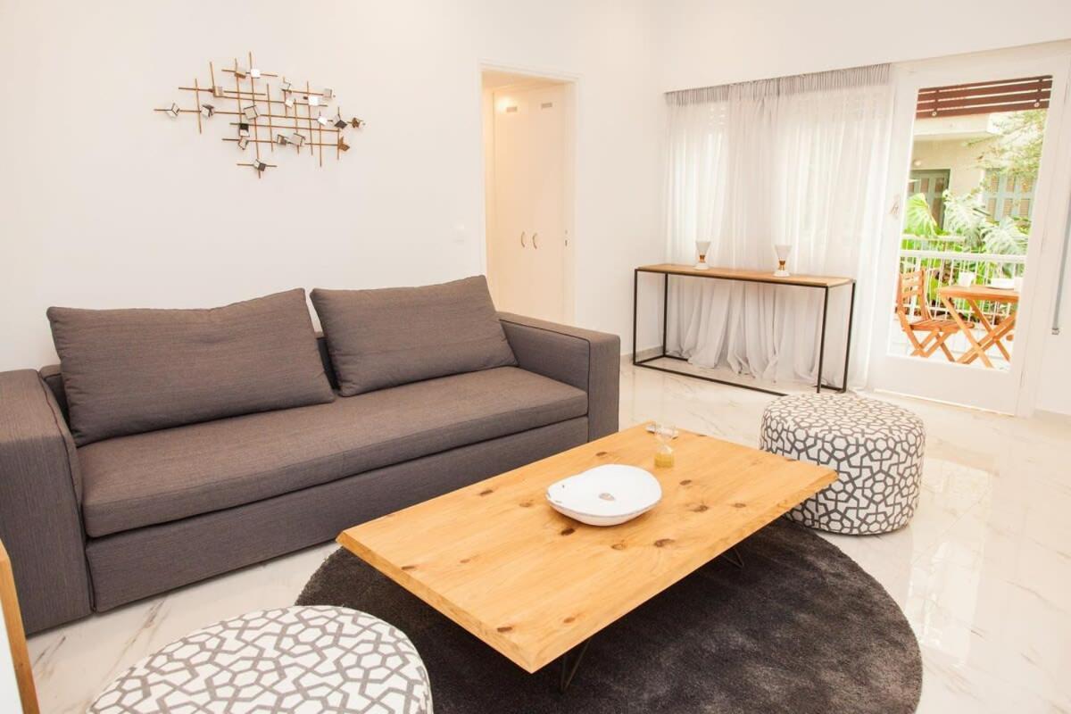 Comfortable Apartment In Athens Downtown Exterior photo