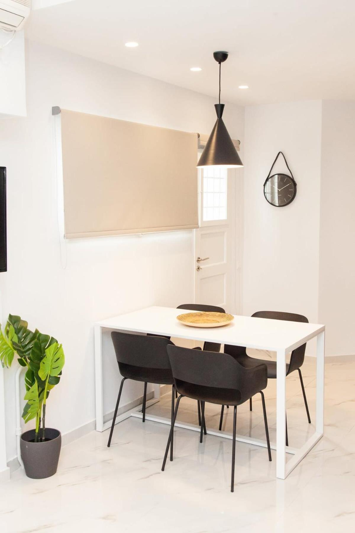 Comfortable Apartment In Athens Downtown Exterior photo